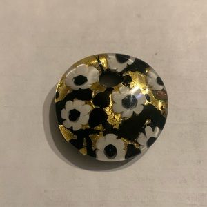 Flower glass pendant black white gold
